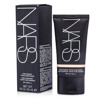 NARS Pure Radiant Tinted Moisturizer SPF 30 - Terre Neuve